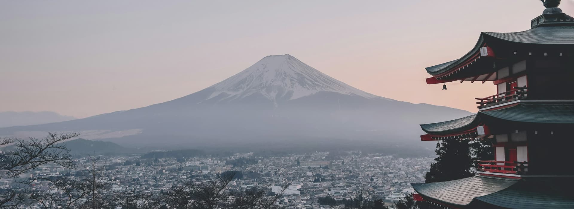 Main visual of Package Tour