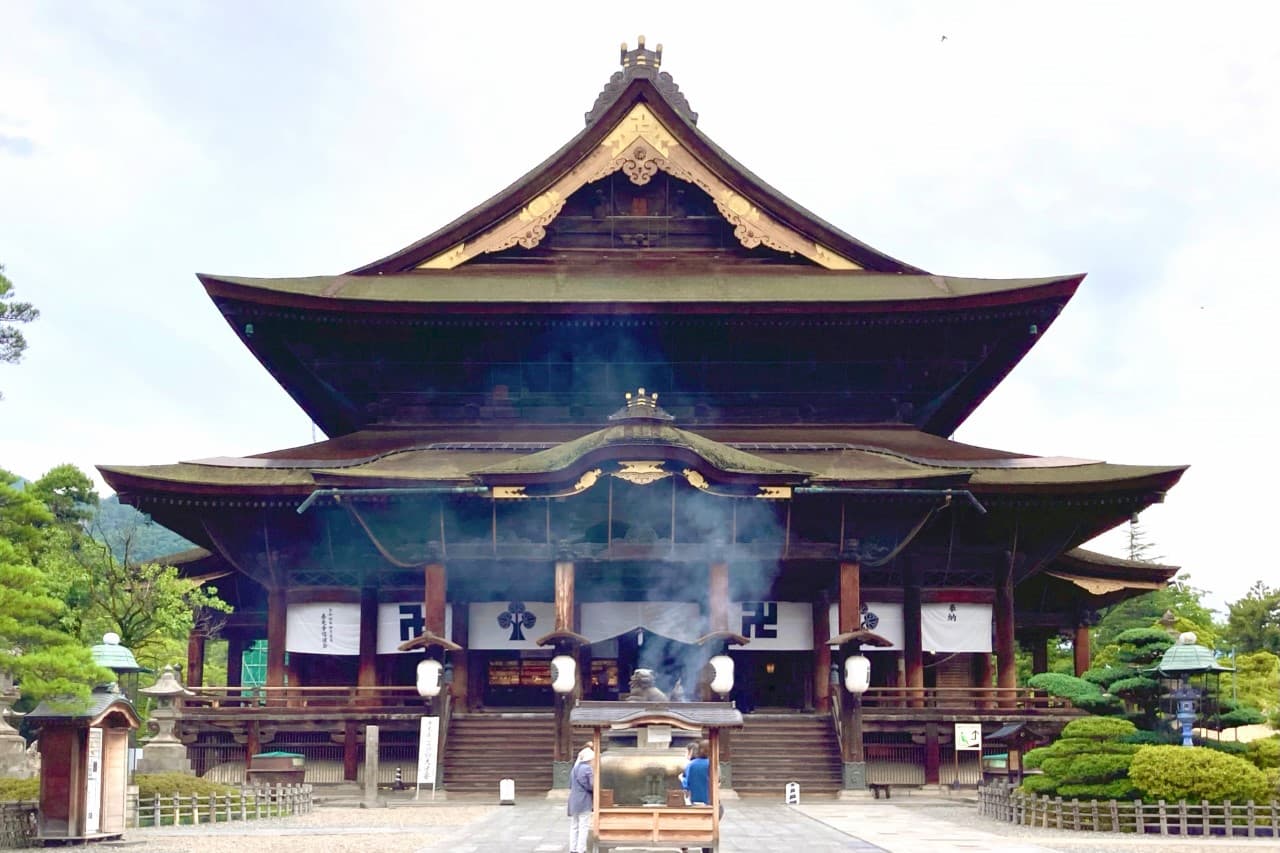 Zenkoji Temple